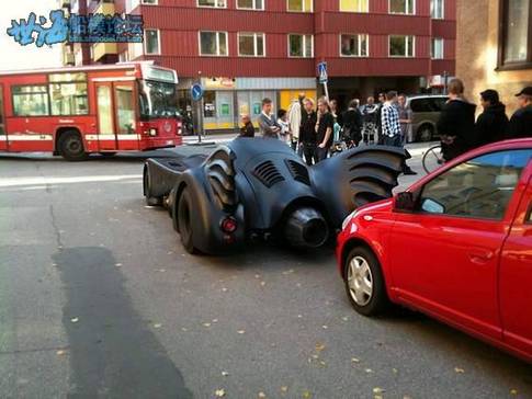 batmobile004.jpg