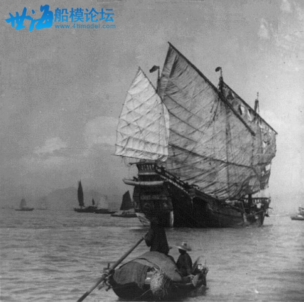 603px-Junk_in_China_Sea_-_LoC_3b37599u.jpg