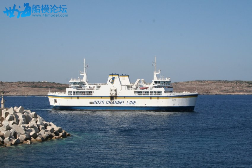 gozo_ferry1.jpg