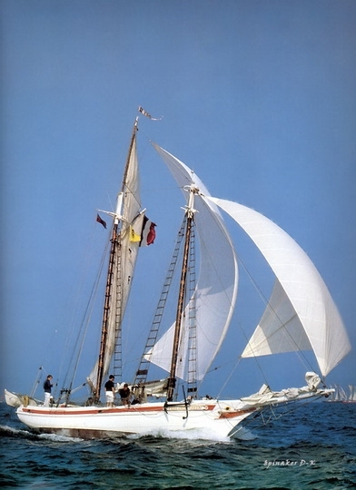 dk_tall_ships_fiddlers_green_gaff_schooner_lyr_1973.jpg