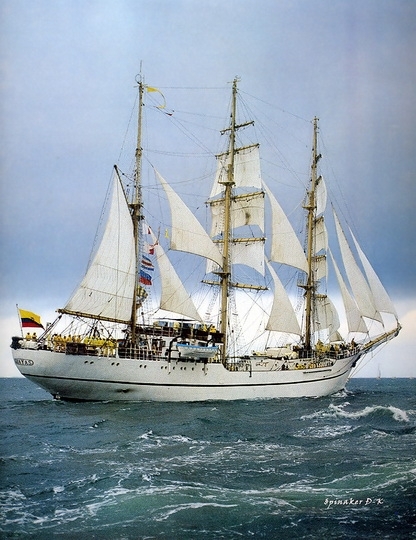 dk_tall_ships_guayas_barque_lyr_1978.jpg