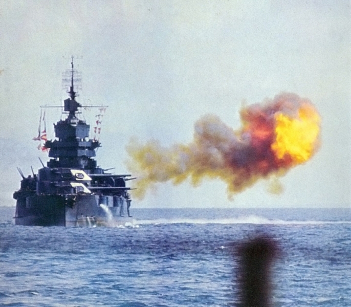 New_Mexico_class_battleship_bombarding_Okinawa.jpg