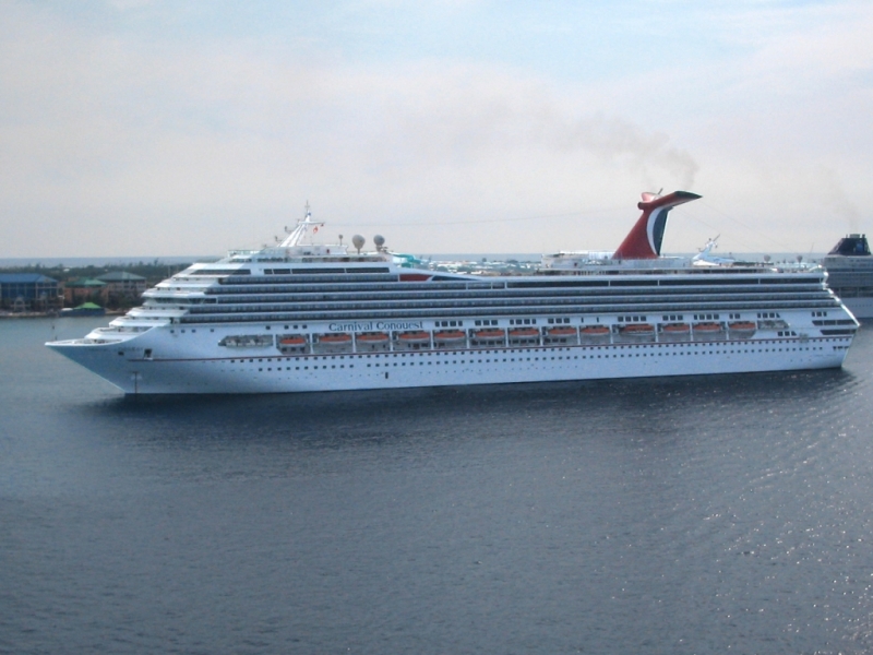 Carnival_Conquest_cruiseship.jpg