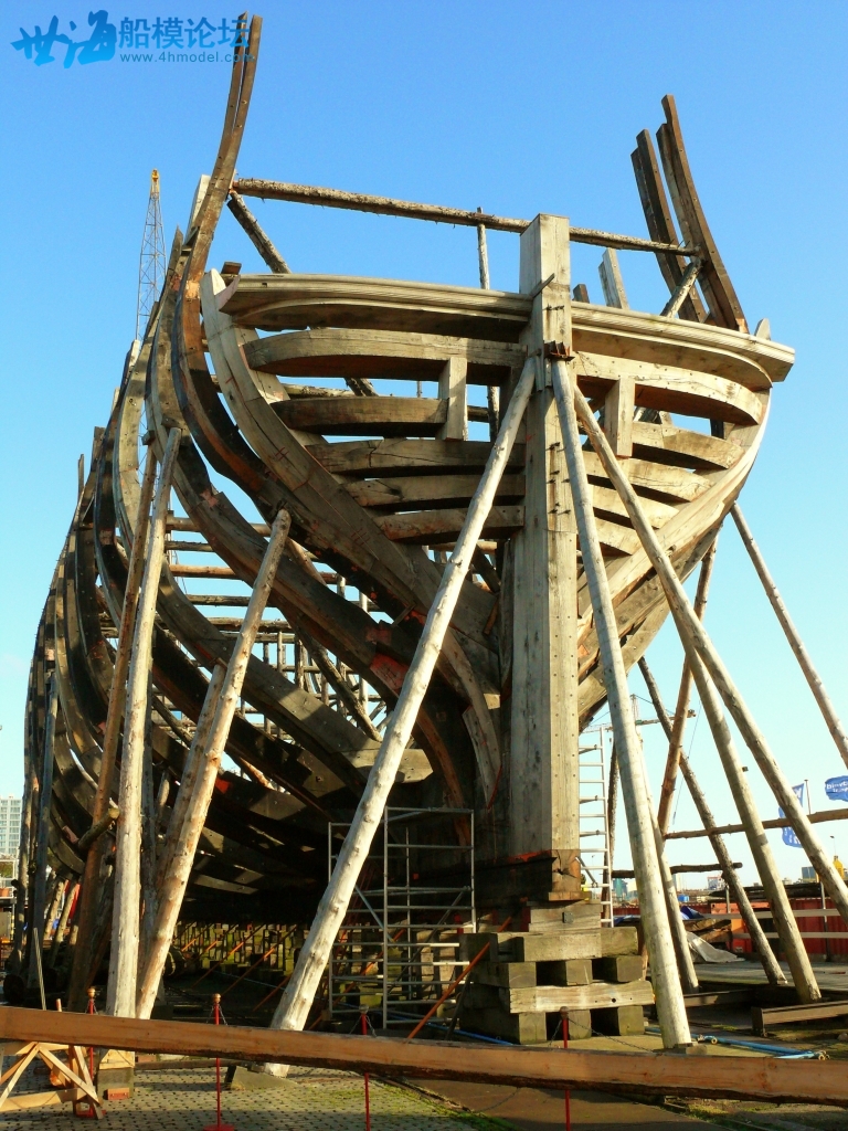 Linieschip_De_Delft_Rotterdam_achtersteven_2008_01.jpg